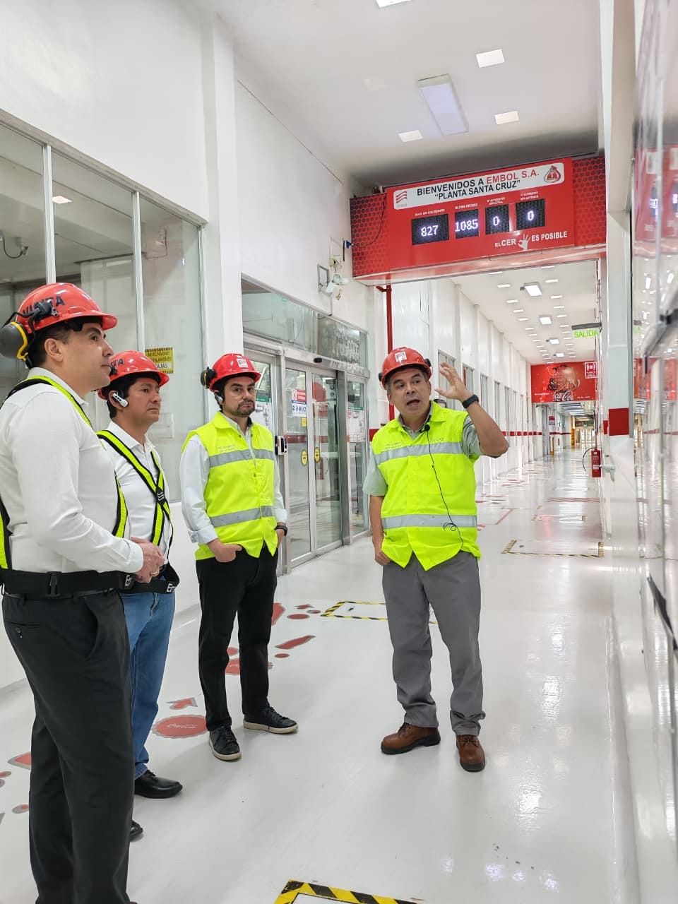 EMBOL destaca ante autoridades nacionales su contribución al desarrollo productivo, económico y social de Bolivia